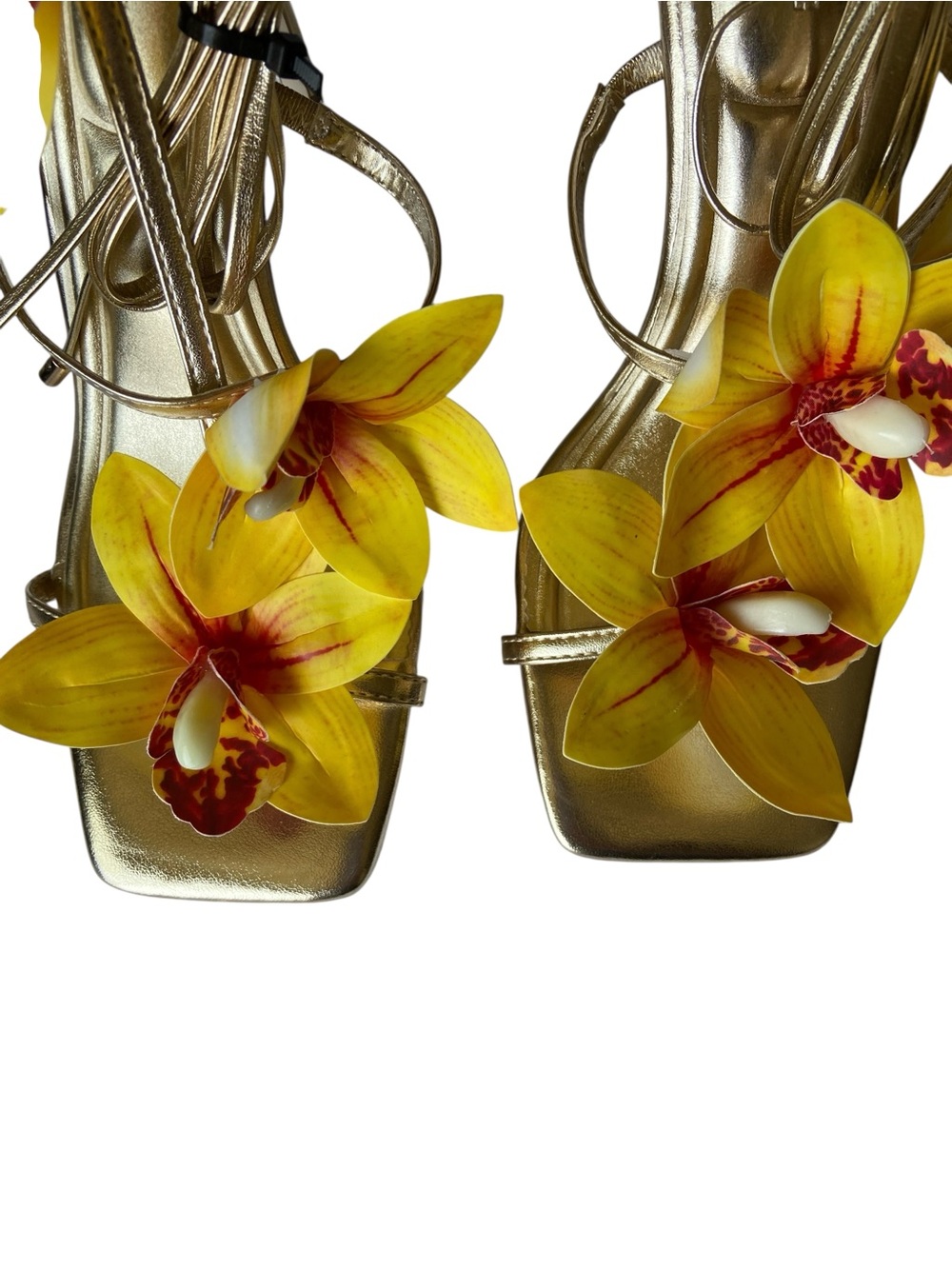 Azalea Wang Crescendo Metallic Floral Ankle Wrap Heels Size 9 NWOB - Picture 5 of 9